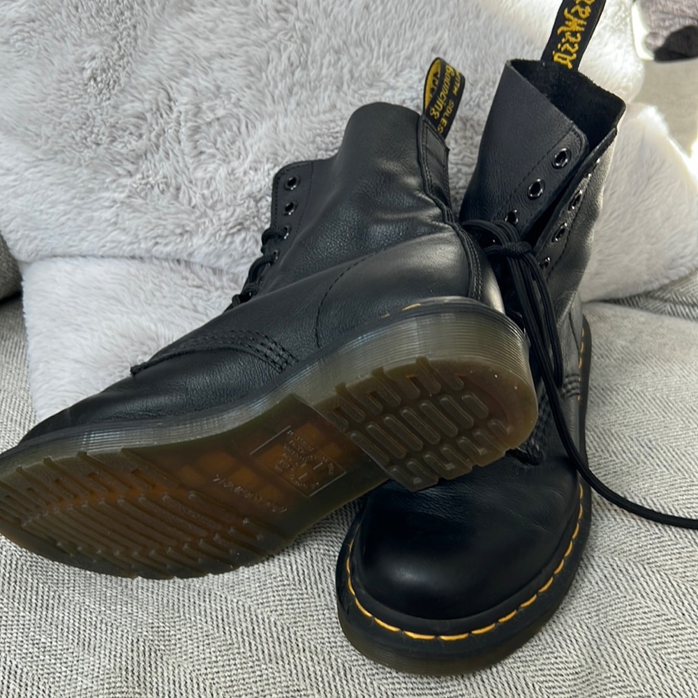 Amazing Doc Marten Pascal’s